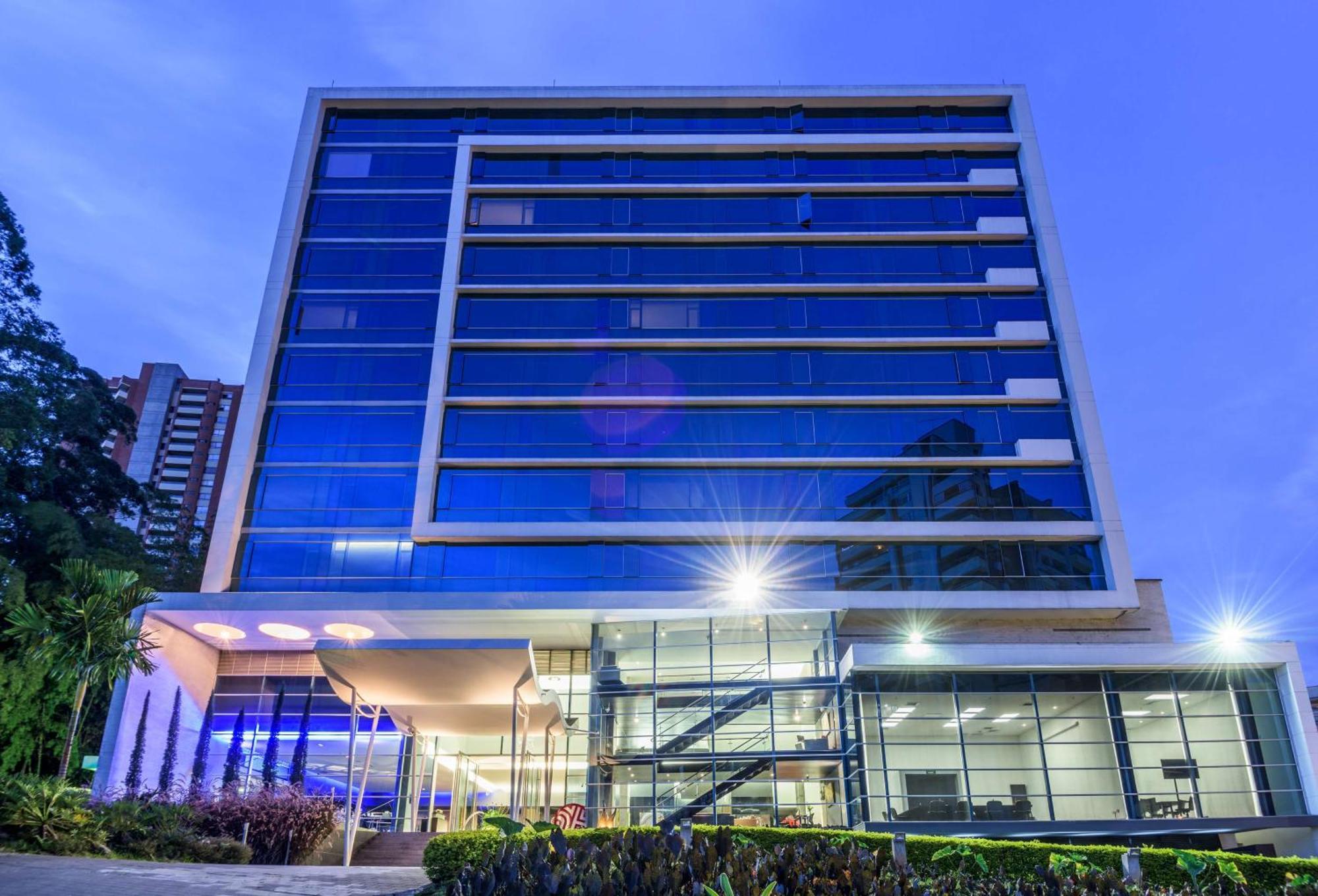 Nh Collection Medellin Royal Hotel Exterior photo