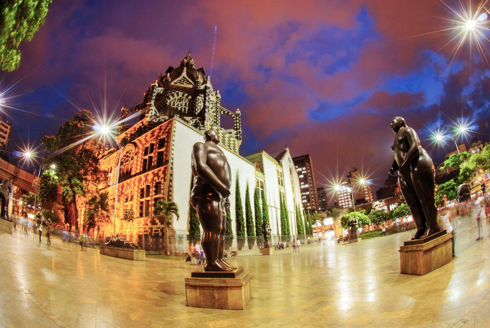 Nh Collection Medellin Royal Hotel Exterior photo