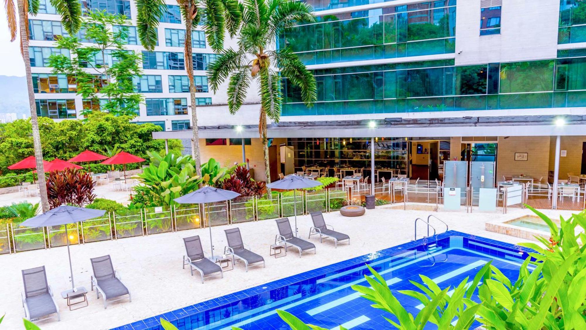 Nh Collection Medellin Royal Hotel Exterior photo