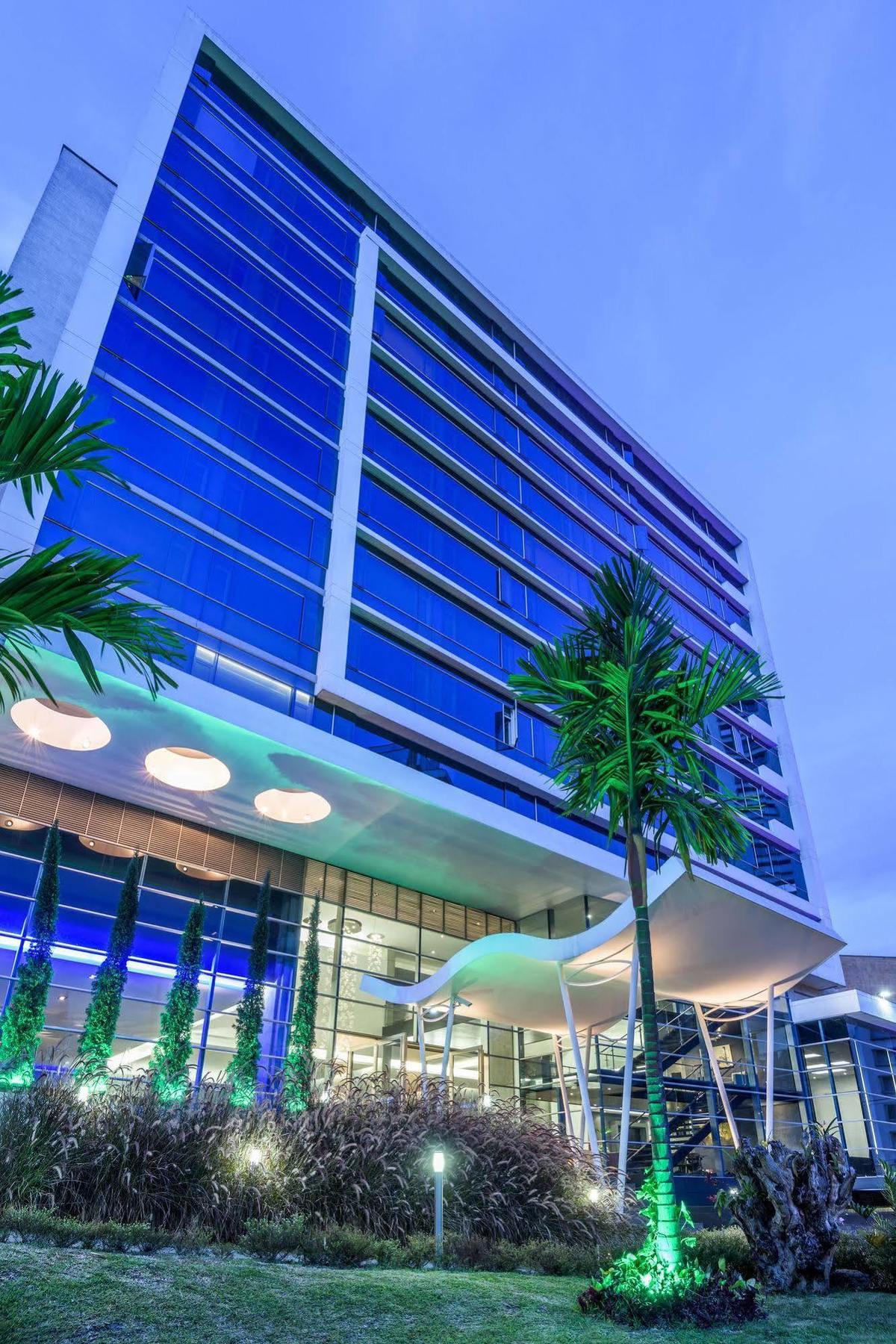 Nh Collection Medellin Royal Hotel Exterior photo